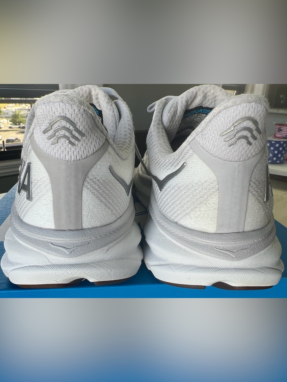 Hoka W Clifton 9 Women's Sneakers white with silver and gray accent - Picture 5 of 10